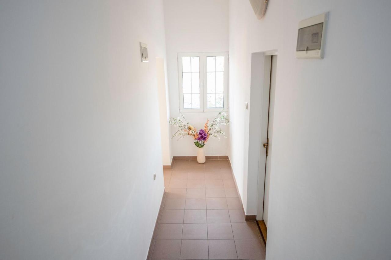 Guesthouse Sime コラン エクステリア 写真