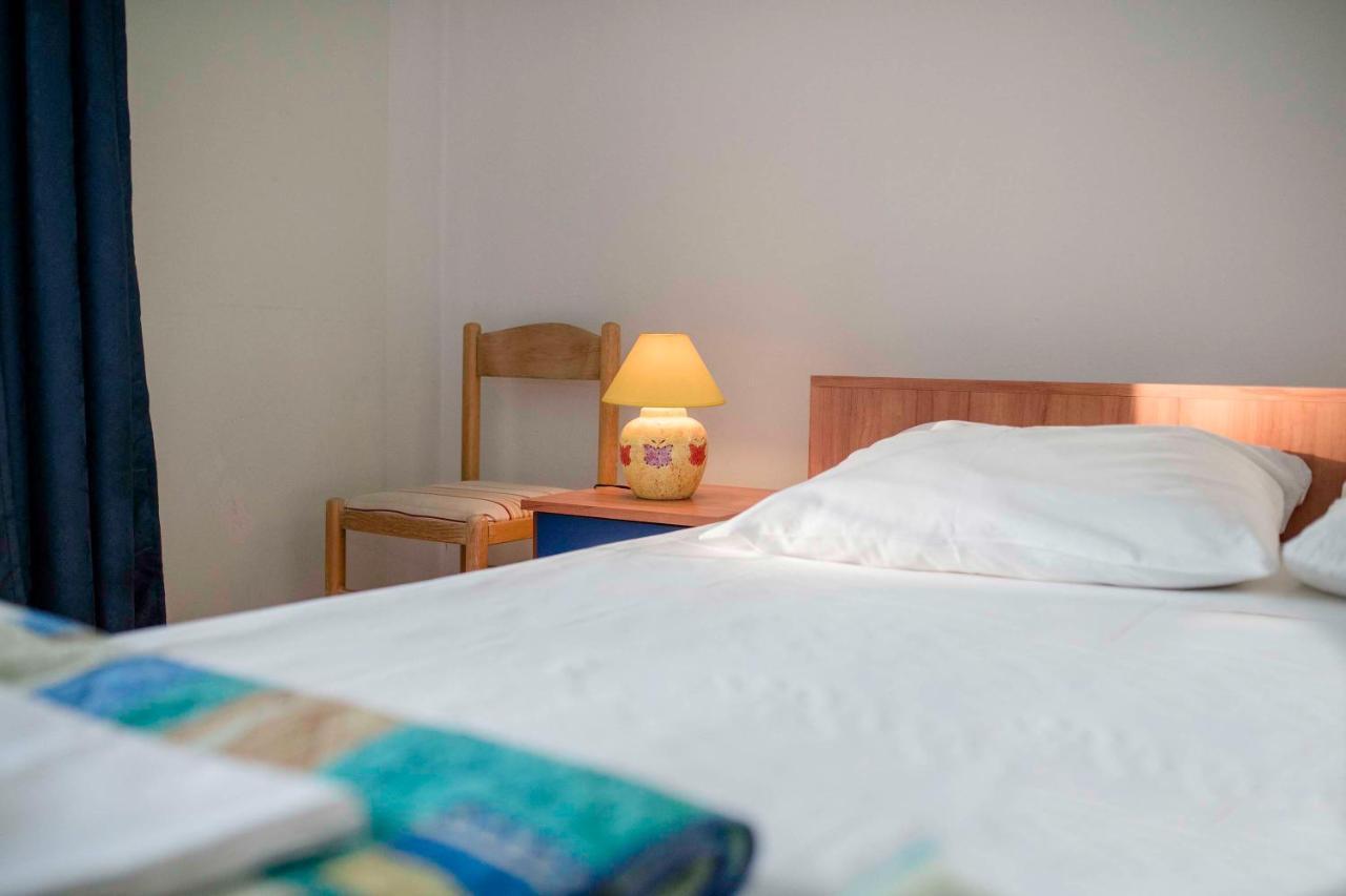 Guesthouse Sime コラン エクステリア 写真